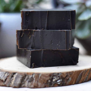 modeled afer the old fashioned pine tar soap recipe this bar is just like the original, its brownish black and it has a strong scent that smells like pine tar